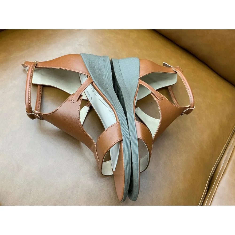 Journee Trayle Wedge Sandals Womens 7.5 Tan  T-Strap Ankle Zip